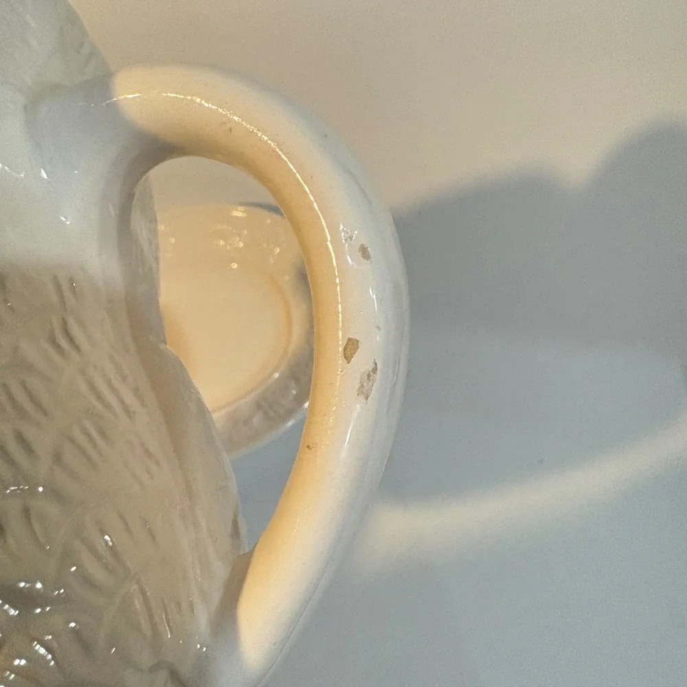 N/A charming ceramic